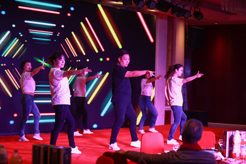 大禹漢光2018年“同心同行，共創(chuàng)未來”主題年會(huì)圓滿成功