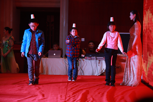 大禹漢光2018年“同心同行，共創(chuàng)未來”主題年會(huì)圓滿成功